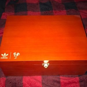 Adidas Mahogany shoe box
